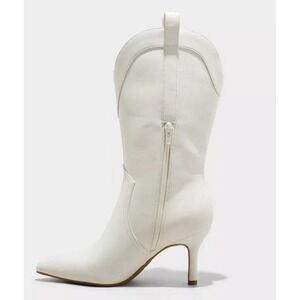 Women's White Western Heeled‎ Boots – Stylish Cowgirl Chic Size 7.5